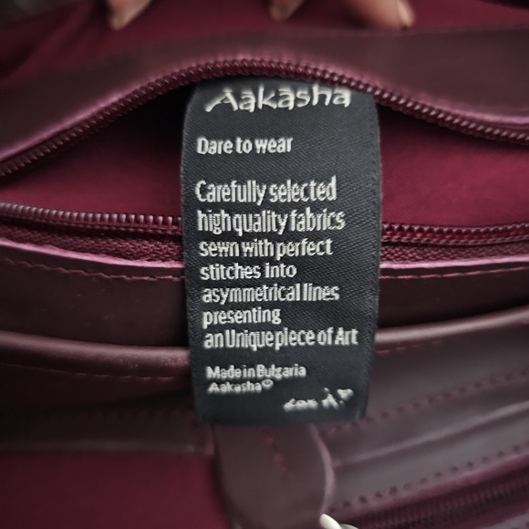 Genuine Leather Burgundy High Quality Tote Asymmetrical Large Bag by AAKASHA - Picture 7 of 14
